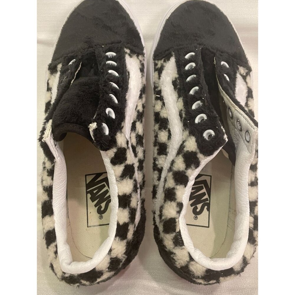 SH7008- Vans Fuzzy Checkerboard Old Skool Black White Men’s 7 / Women’s 8.5